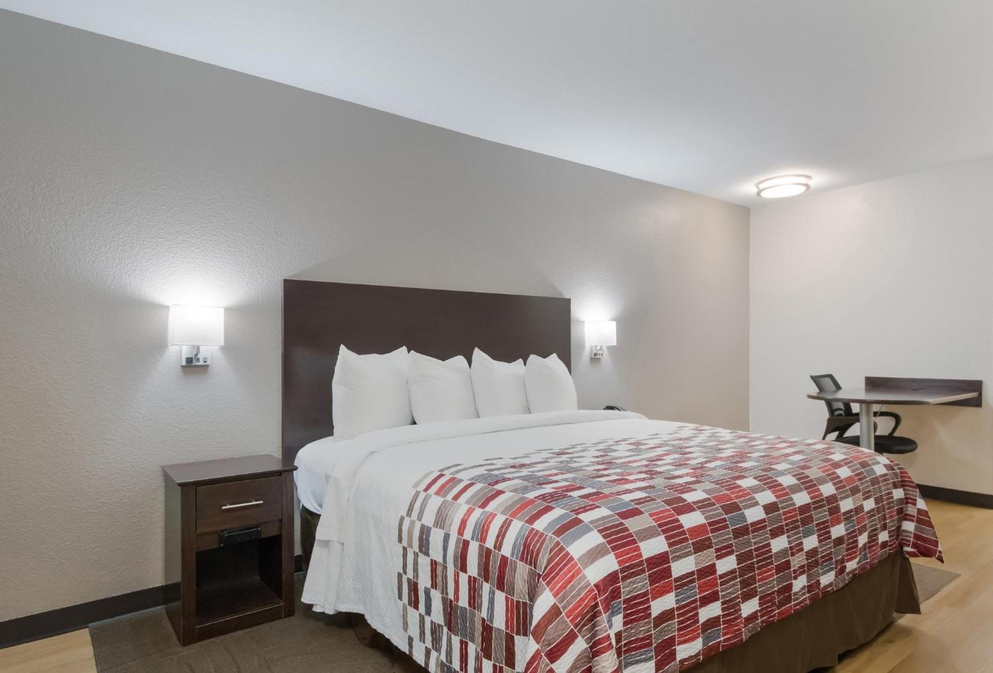 Superior King Room - Non-Smoking,1498474531:JPEG