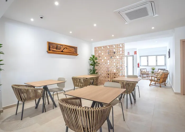  Hostal Rosell Boutique