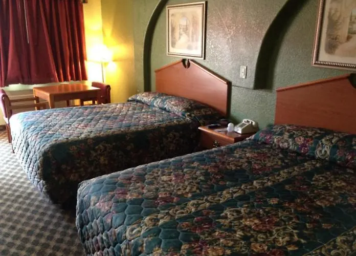 Hotel with view: Budget Inn San Antonio Downtown I-10 East