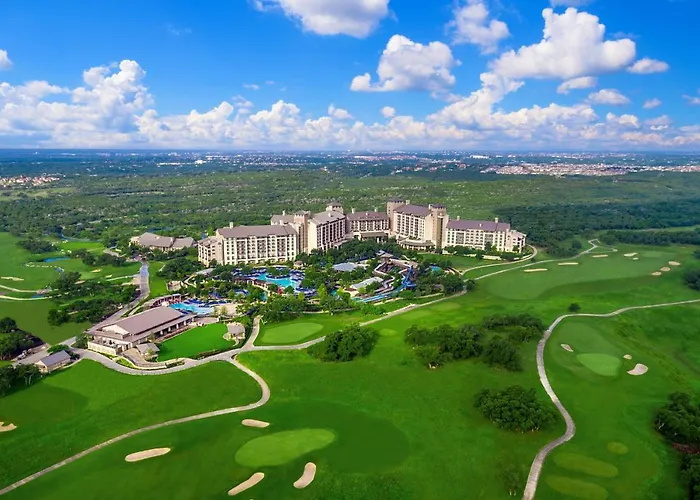 Waterpark hotels Jw Marriott San Antonio Hill Country & Spa