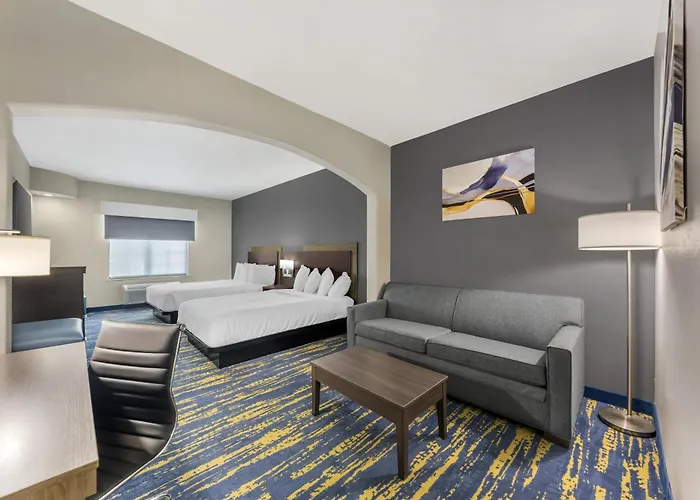 Luxury hotel only: Best Western Sea World - Lackland Afb Nw Hotel & Suites